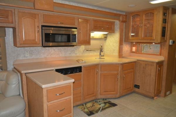 2005 Forest River Charleston 39 ft Diesel Pusher Coach RV