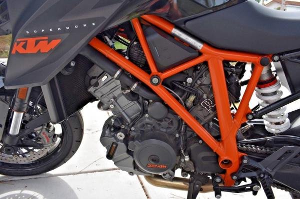 2016 KTM 1290 Super Duke R