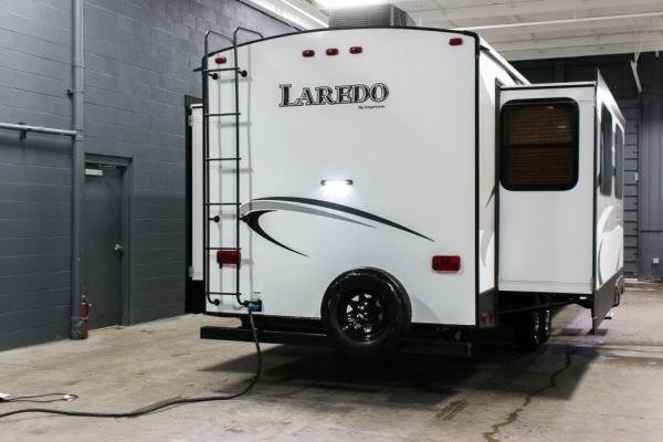 2016 Keystone Laredo 314RE Camper RV Travel Trailer