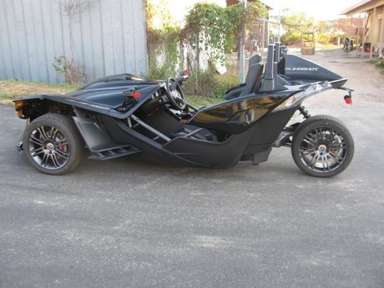 2016 POLARIS SLINGSHOT BLACK EDITION