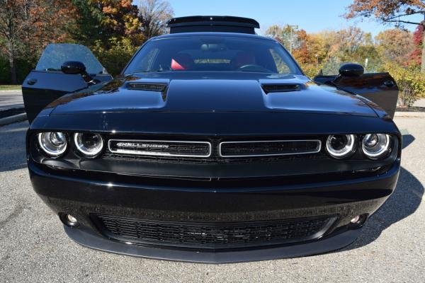 2015 Dodge Challenger SXT-EDITION Coupe