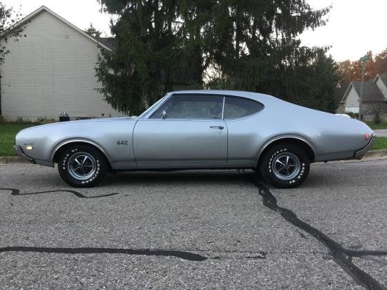 1969 Oldsmobile Cutlass 442 W-30