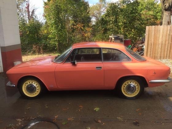 1965 Alfa Romeo Giulia Sprint GT