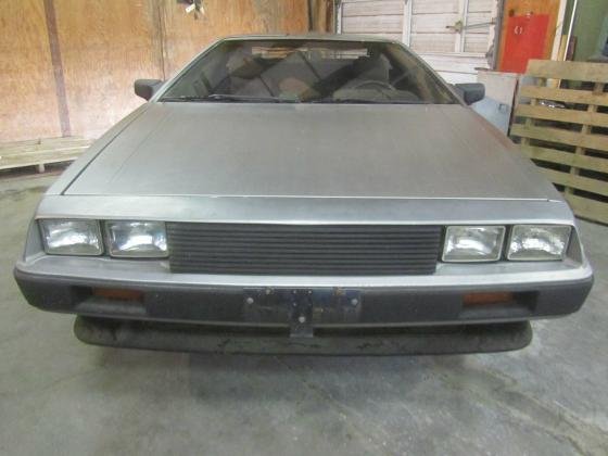 1981 DeLorean DMC 12 Base Coupe 2-Door 2.9L