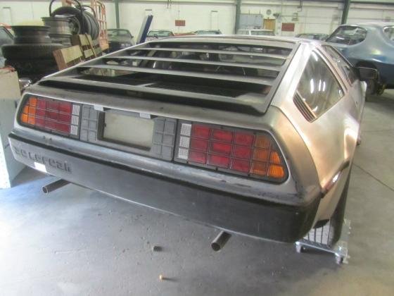 1981 DeLorean DMC 12 Base Coupe 2-Door 2.9L