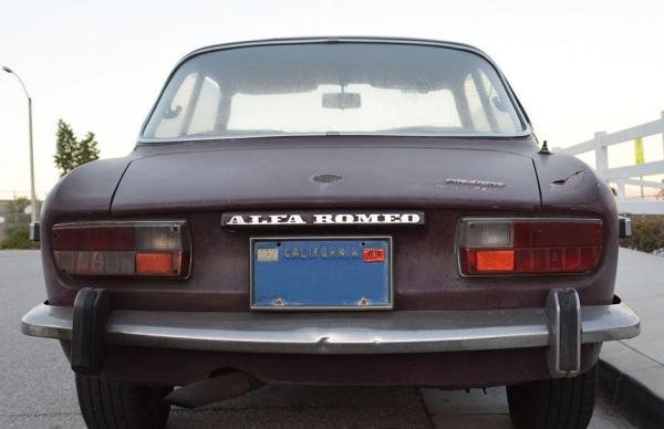 1974 Alfa Romeo GTV 2000