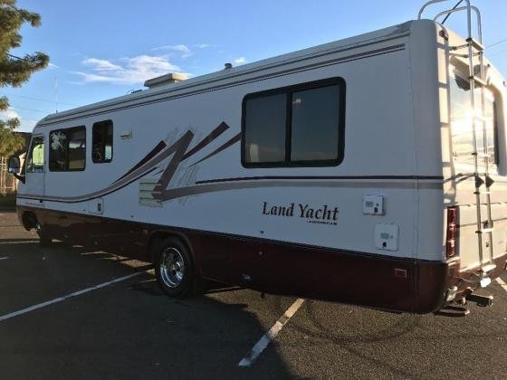 2000 Airstream Land Yacht 30ft. Class A