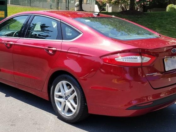 2016 Ford Fusion SE