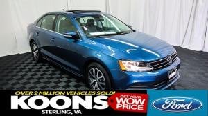 2017 Jetta **LEATHER, MOONROOF, BACKUP CAMERA**