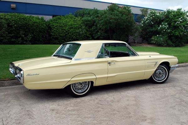 1965 Ford Thunderbird 390 V8