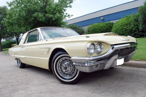 1965 Ford Thunderbird 390 V8