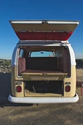 1971 Volkswagen Bus Vanagon Westfalia Retro Camper