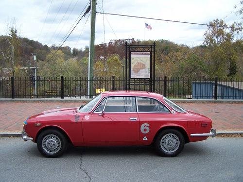 1974 Alfa Romeo GTV 2000 Bertone