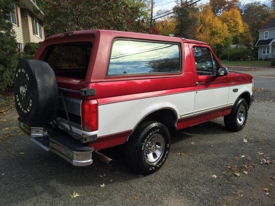 1995 Ford Bronco XLT 5.8 Liter V8