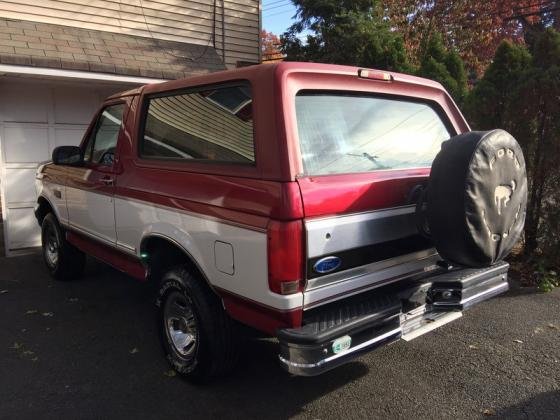 1995 Ford Bronco XLT 5.8 Liter V8