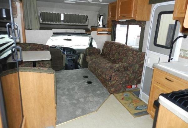 2005 Fleetwood Tioga 31M 32ft Class C Motorhome