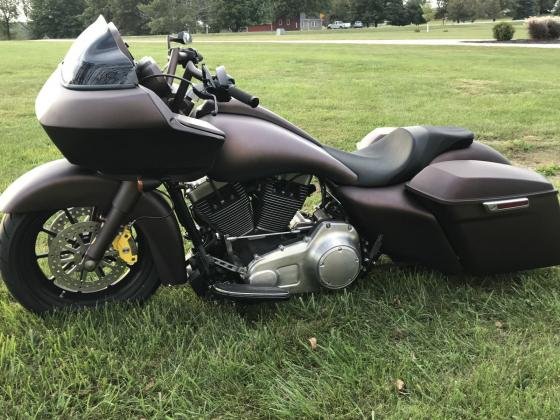 2012 Harley Davidson Custom Road Glide Fat Front Tire Bike