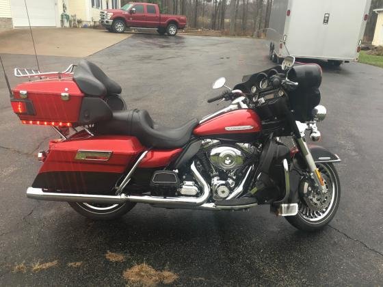 2013 Harley Davidson FLHTK Electra Glide Ultra Limited!