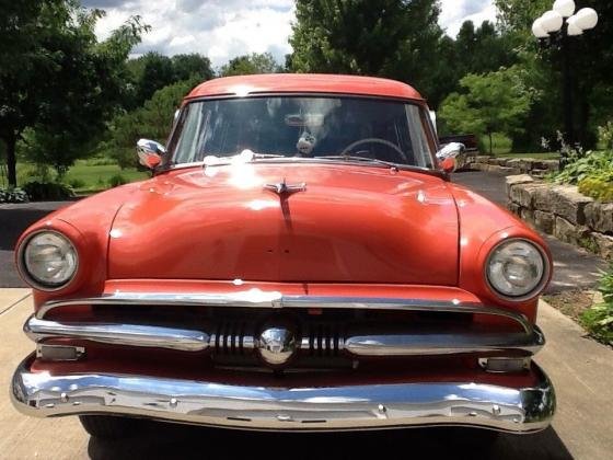 1953 Ford Mainline Ranch Wagon