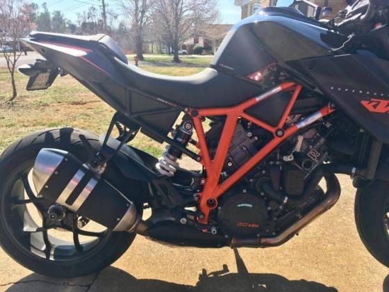 2015 KTM 1290 Superduke R