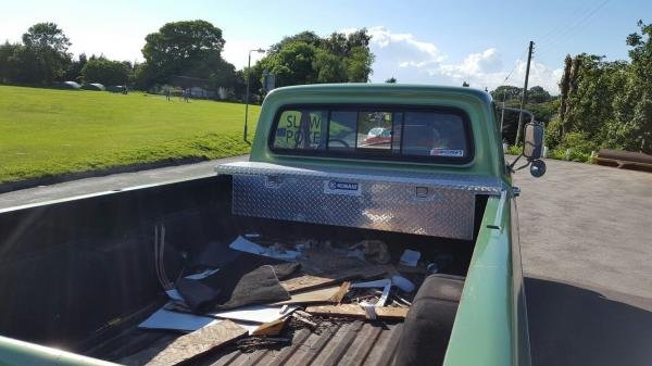 1972 Ford F250 pickup truck,390ci,v8,4 speed manual