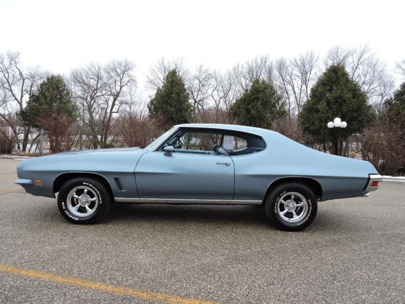 Cars - 1972 Pontiac Lemans GT Light Blue