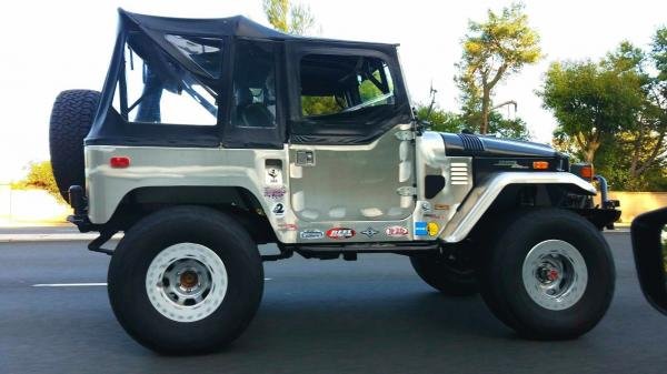 1969 Toyota Land Cruiser FJ40 Resto-Mod 350 4WD