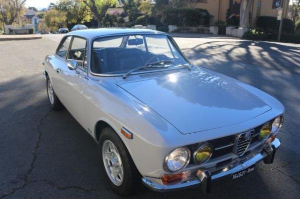 1971 Alfa Romeo GTV 2.0L