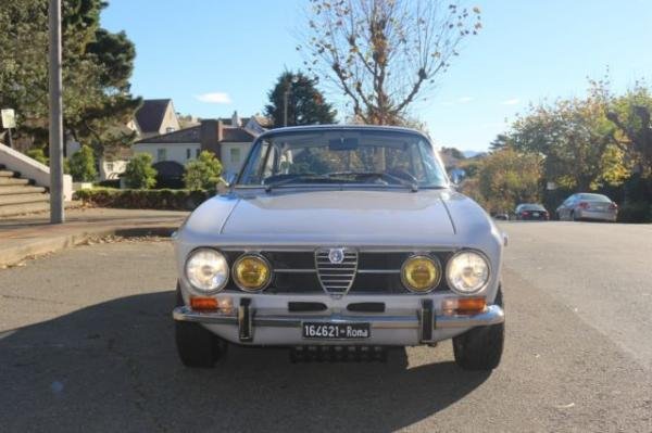 1971 Alfa Romeo GTV 2.0L