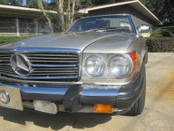 1989 Mercedes-Benz 560 SL Automatic