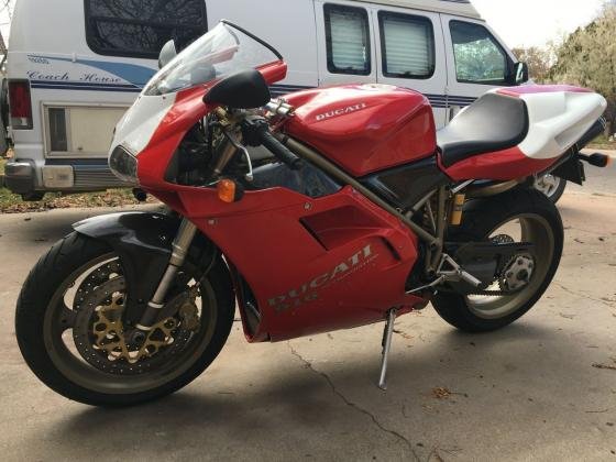 1995 Ducati Superbike 916