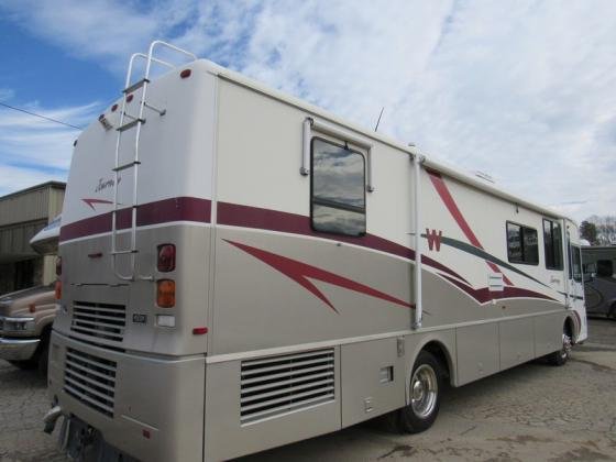 2000 Winnebago Journey 36 56kMI Slide NewerTire Diesel RV Motorhome Cummin