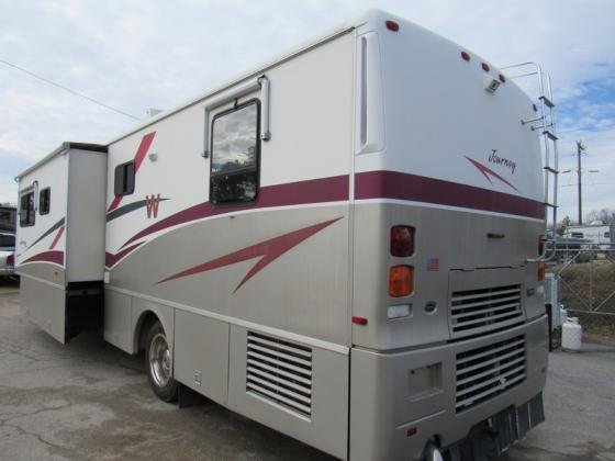 2000 Winnebago Journey 36 56kMI Slide NewerTire Diesel RV Motorhome Cummin