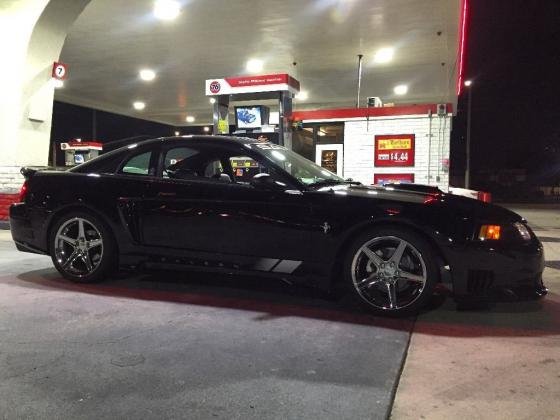 2001 Ford Mustang Saleen S281 supercharged