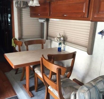 2002 Fleetwood Southwind 37U Class A RV LOW MILES