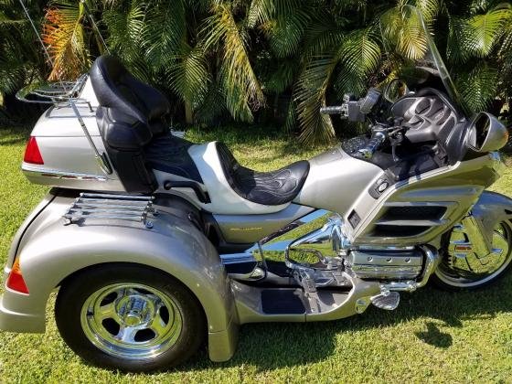 2003 Honda Gold Wing motor trike