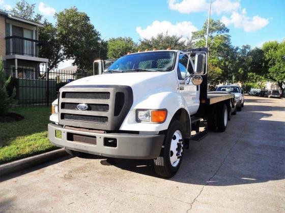 2004 Ford F650 FLATBEDSTEAKBED SUPER DUTY