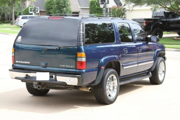 2005 Chevrolet Suburban 2500 LT 6.0L