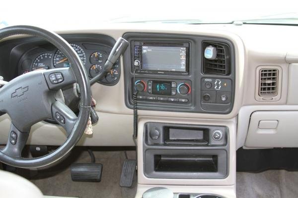 2005 Chevrolet Suburban 2500 LT 6.0L