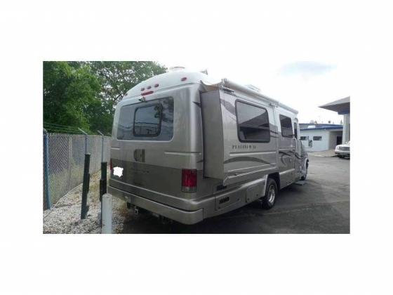 2005 Coach House Platinum 272 XLFS