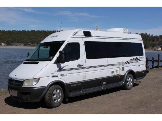 2005 Leisure Travel FREE SPIRIT 210 B