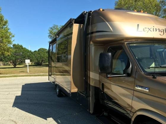 2008 Forest River LEXINGTON 283GTS