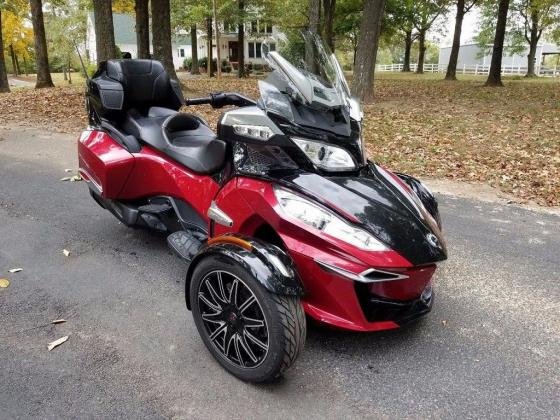 2015 Can-Am Spyder SE6 Special Series Limited