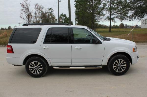 2015 Ford Expedition XLT Sport Utility 4-Door