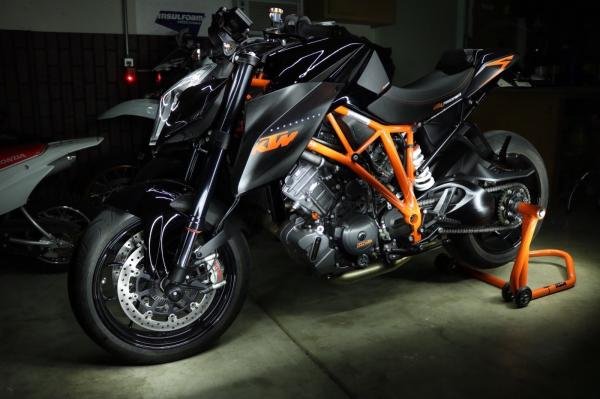 2015 KTM Superduke 1290r