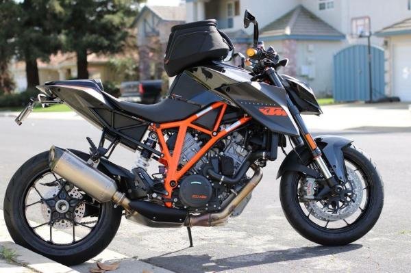 2015 KTM Superduke 1290r