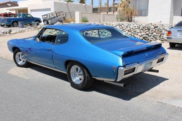 1968 Pontiac GTO HO 400