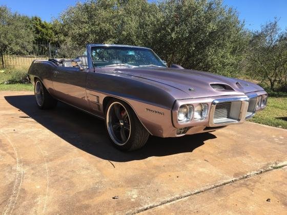 1969 Pontiac Firebird Resto