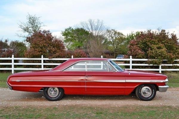 1964 Ford Galaxie 500XL Fastback