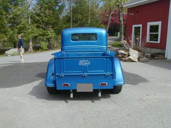 1935 Ford 1/2 Ton Pickup HEMI 5 Speed